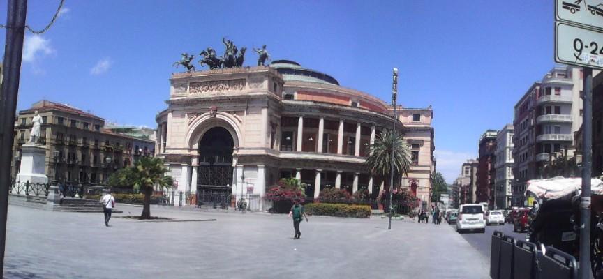 Palermo Centrale Buitenkant foto